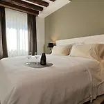 Apartment Stella Bis, 500M From Rialto\'S Bridge