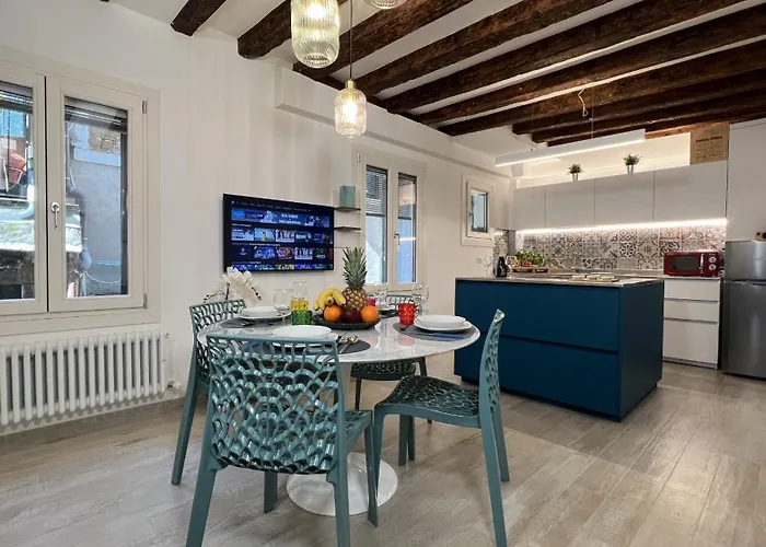 Apartment Stella Bis, 500M From Rialto\'S Bridge